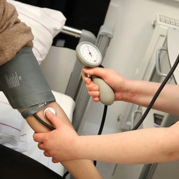 Cover Image for Blood Pressure and Glucose Check Training