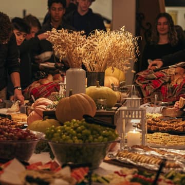 Cover Image for Friendsgiving