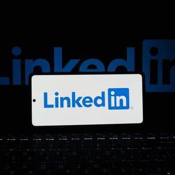 Cover Image for How To Position Yourself For Tech Opportunities On LinkedIn – Live Workshop