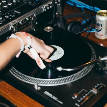 ADE OPNR - AMSTERDAM VINYL CLUB