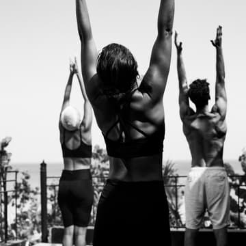 Cover Image for Yoga for Runners w/ Laura