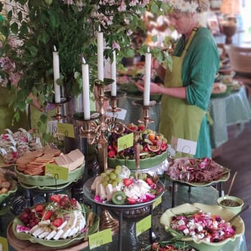 Cover Image for Midsommarbuffé - fredag 19/6 kl. 11-13