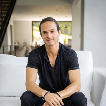 Cover Image for AMA with Alex Olshonsky