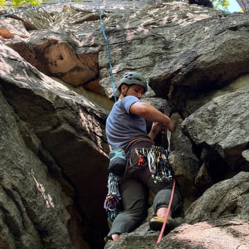 Cover Image for MOUNTAINEERING CLUB OF NEW YORK GUNK WEEKEND