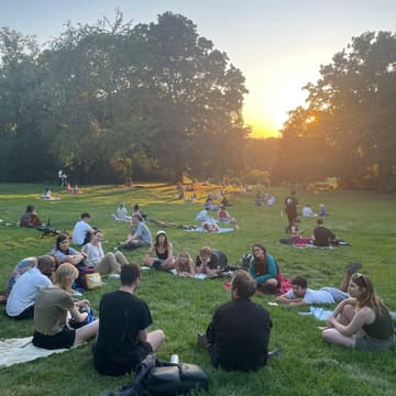Cover Image for Silent Book Club Session n. 42 - Tempelhofer Feld!