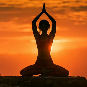 Cover Image for Illuminate Your Health (At the Midway Collective Studio)