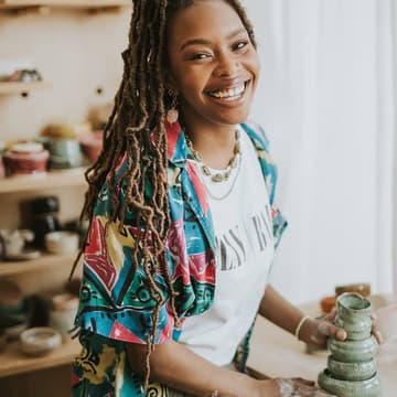 Cover Image for clay club: BIPOC afrocentric hand building with angelique