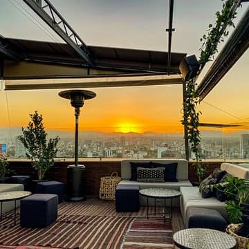 Cover Image for Sunset Drinks on Ramp