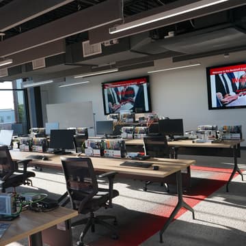 Cover Image for 10th Austin Hardware Meetup | AI & Hardware