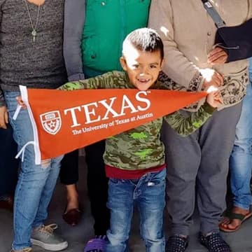 Cover Image for Tejiendo Alianzas: From Oaxaca to Texas, Building Sustainable Communities Together