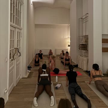Cover Image for Mat Pilates
