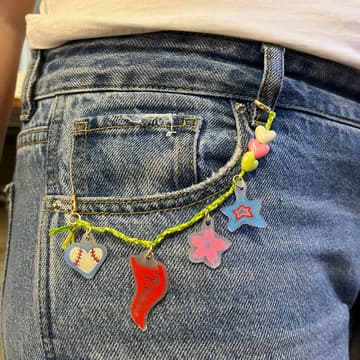Cover Image for charm club: shrinky dinks