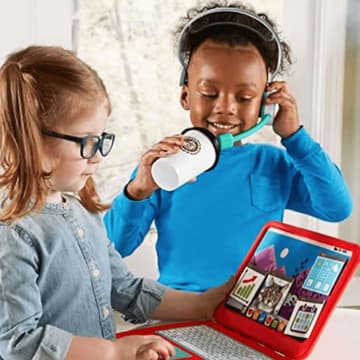 Cover Image for Building AI & Hardware for Kids and Adults (Family-Friendly)