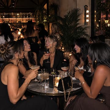 Cover Image for 🍂 Fall Cocktails & Girls’ Night Out 🍸