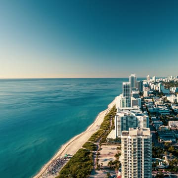 Cover Image for Miami Beach Private Art Market Tour Hosted by Devon Vander Voort Art Advisory and Greenwich Art Society 2026
