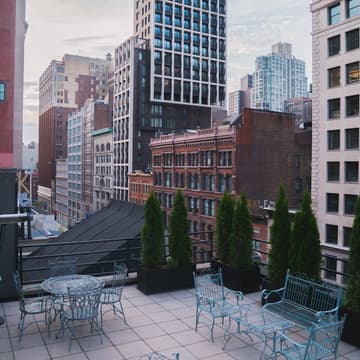 Cover Image for Farewell to Summer Rooftop BBQ 🌇🥂