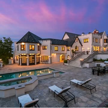 Cover Image for RevenueCat H̶o̶u̶s̶e̶ Mansionparty: WWDC Edition
