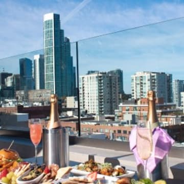 Cover Image for Beacon Happy Hour at Hotel VIA Rooftop 🍸✨