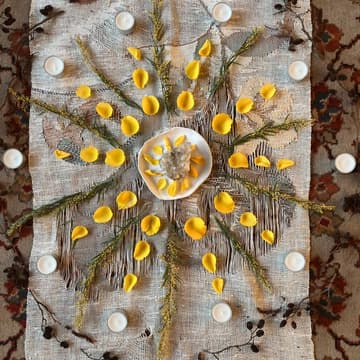 Cover Image for When the Leaves Fall · Women’s Circle