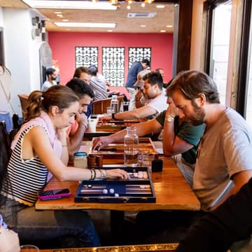 Cover Image for Backgammon Social x Flores
