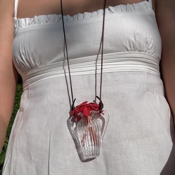 Cover Image for Mini Vase Necklace 🏺