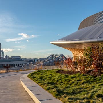 Cover Image for Kiweki Point Walk + Art Gallery