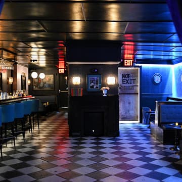 Cover Image for Blind Barber - NYC Backgammon Club with Better in Person