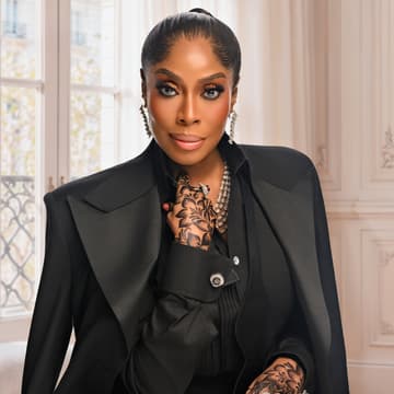 Cover Image for AN EXCLUSIVE INVITATION: THE GRAND OPENING WEEKEND OF EBONYLIFE PLACE LONDON WITH MO ABUDU [9TH -11TH OCTOBER]