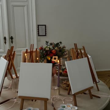 Cover Image for Sip and Paint