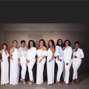 Cover Image for Women in White