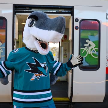 Cover Image for San Jose Sharks Signing at Caltrain San Francisco