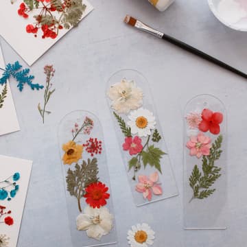 Cover Image for Craft Night 16+: Pressed Flower Bookmarks