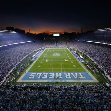 Cover Image for Notre Dame @ UNC Chapel Hill Touchdown Club VIP Experience