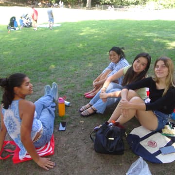 Cover Image for Avenue NYC Summer Mixer: Undergraduate Women Interested in VC & Entrepreneurship