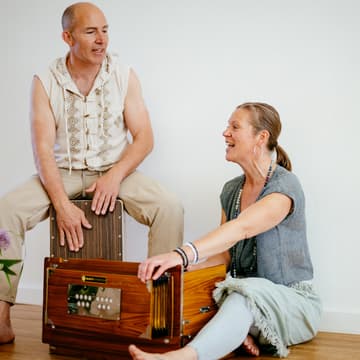 Cover Image for Sing & Shine