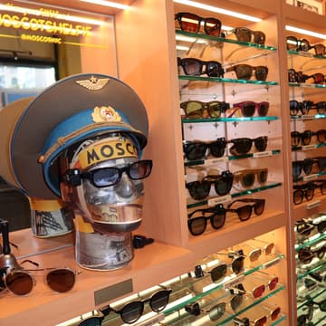 Cover Image for Night at Moscot