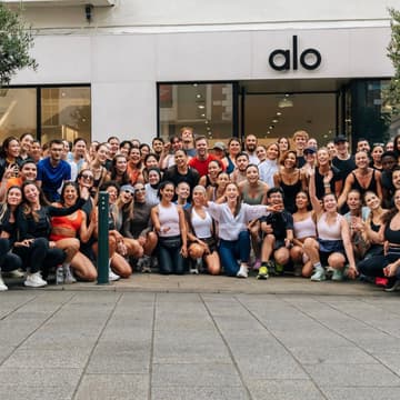 Cover Image for ALO GRAFTON STREET: ALO RUNNERS CLUB