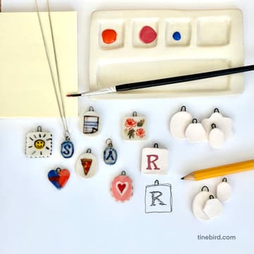 Cover Image for Charm School: Paint Your Own Charms with Tine Bird