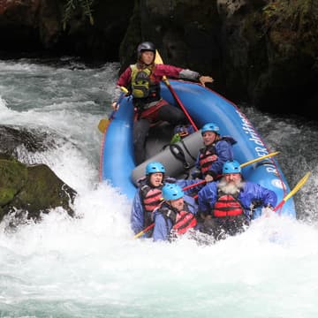 Cover Image for Rafting the White Salmon