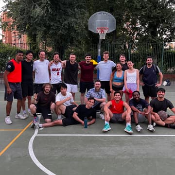 Cover Image for OUTDOOR BASKETBALL PICKUP GAMES/TORRESPAÑA