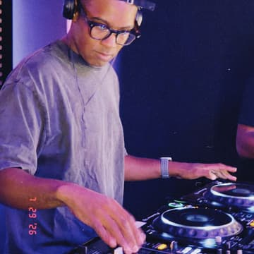 Cover Image for YAAD Clubhouse: Work, Create and Lounge + Open Decks (Saturdays)