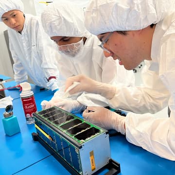 Cover Image for Interview: Cubesat Architecture in the New Space Race