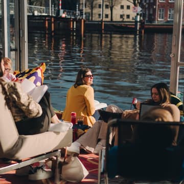 Cover Image for Offline Waterfront Brunch x De Sering ☀️ | Mediamatic