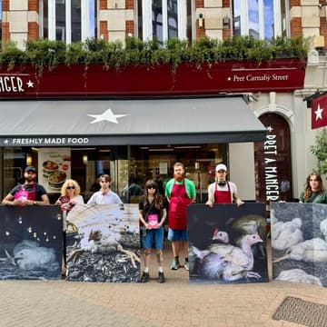 Cover Image for Protest against Pret's frankenchicken: Wigmore Street