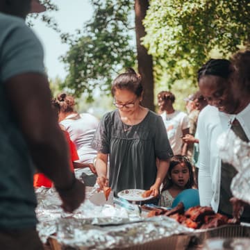 Cover Image for Casual Queer Networking-Potluck