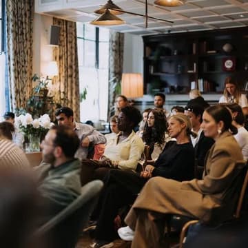 Cover Image for Women Who Finance: Sales × Finance Alliance in B2B Tech