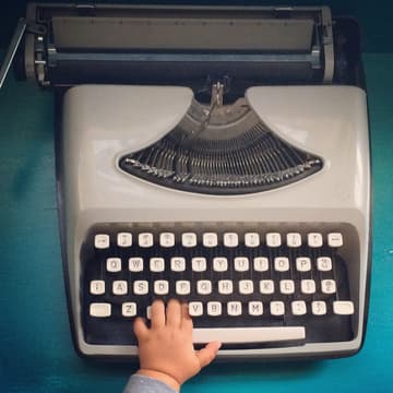 Cover Image for Writing a Novel in Real Life