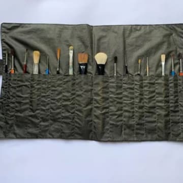 Cover Image for Make a Paintbrush/Make Up Roll