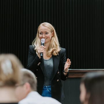 Cover Image for Masterclass with Gauri van Gulik: Why Does Giving for Democracy Feel So Hard? A look at family, visibility and our relationship to money