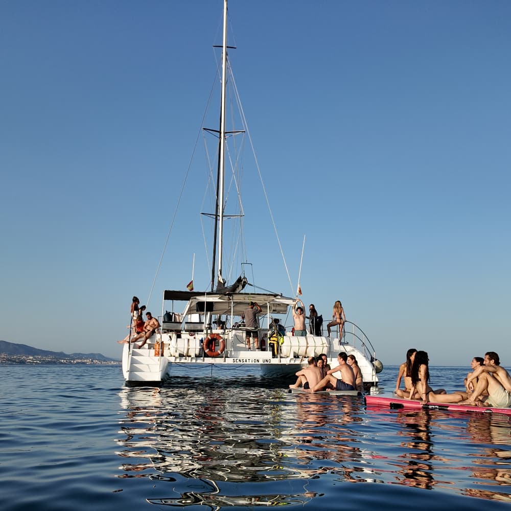 ⛵️ Offline Sunset Sail x Catamaranes Orsom